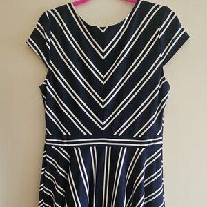 Like New Jules and Leopold Navy Dress, White Stripes, Size L